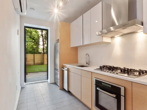 137 Nelson St #8FAM, Brooklyn, NY 11231