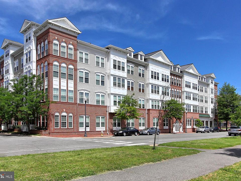 1st image of 191 Somervelle St APT 401