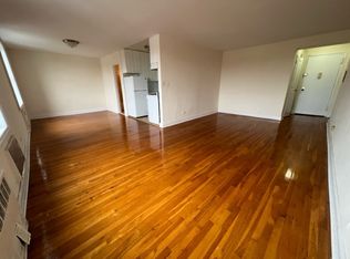 8635 21st Ave APT 3P, Brooklyn, NY 11214
