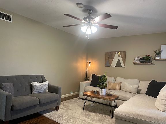 4th image of 11036 Paddock Cir