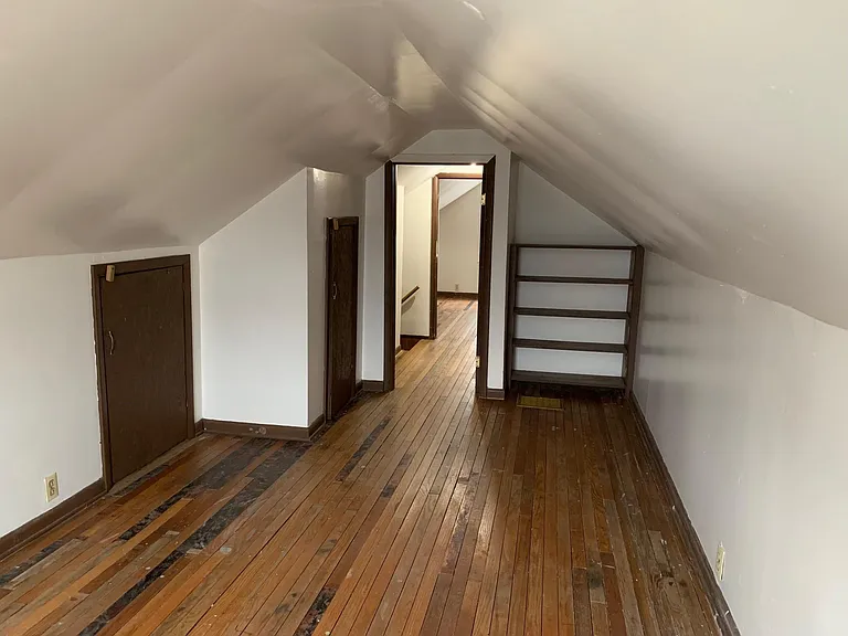 Loft 2