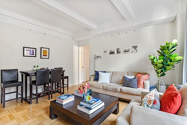 Sold by Level Group | media 7