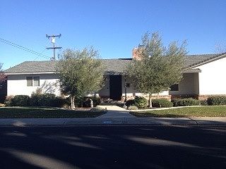 1st image of 406 Ashwood Ct