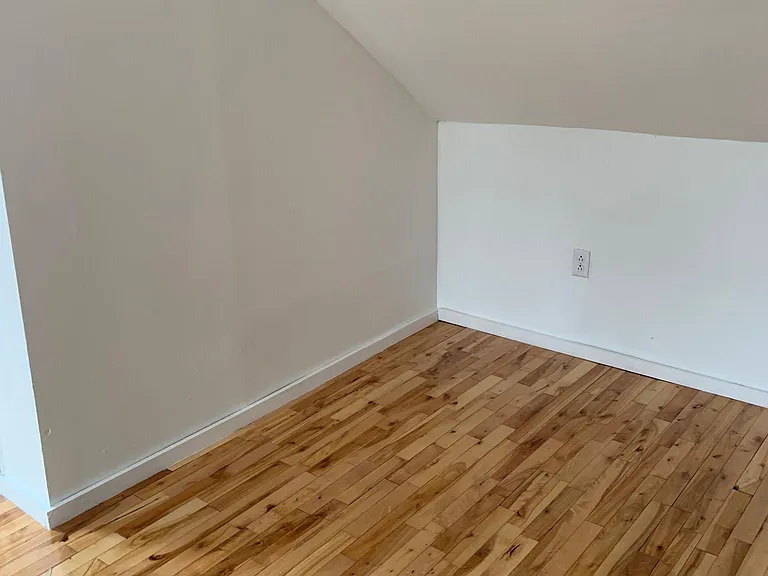 48 Boynton St — Photo 7