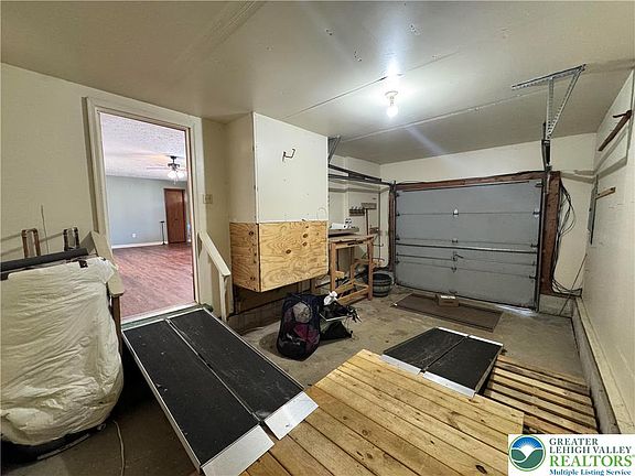 5th image of 217 Bindale Rd