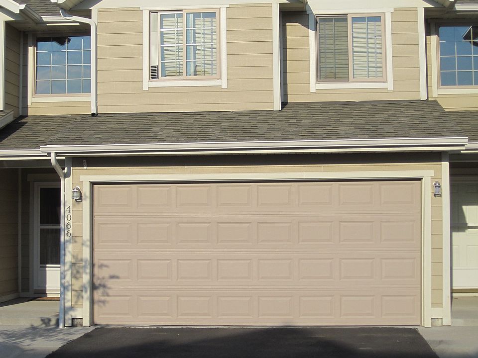 1st image of 4066 Broadwater St