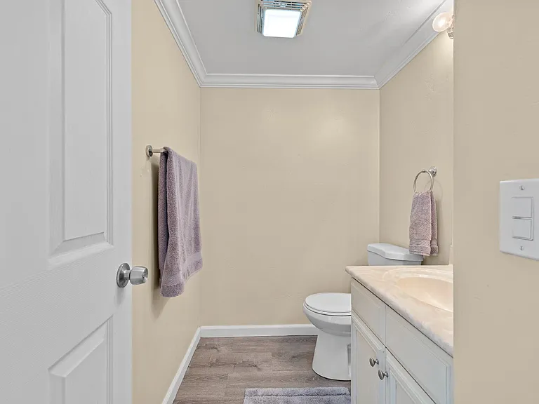 2648 Alpine Blvd #A — Photo 6