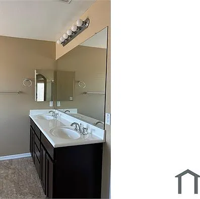 9842 W Odeum Ln — Photo 1