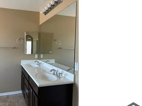 9842 W Odeum Ln, Tolleson, AZ 85353