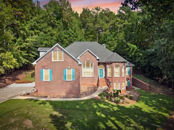 70 Costleys Bridge Dr, Oxford, GA 30054