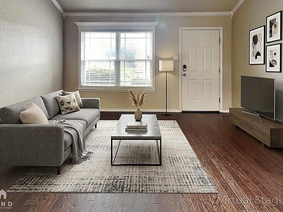 2nd image of 112 Harvick Cir