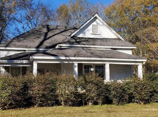 408 E 3rd St, Sylacauga, AL 35150