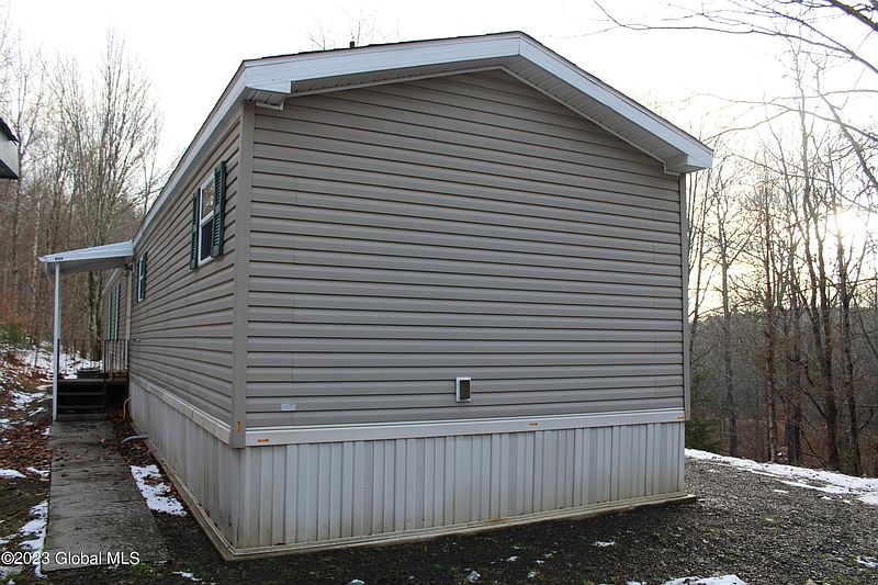 3rd image of 510 Smith Road