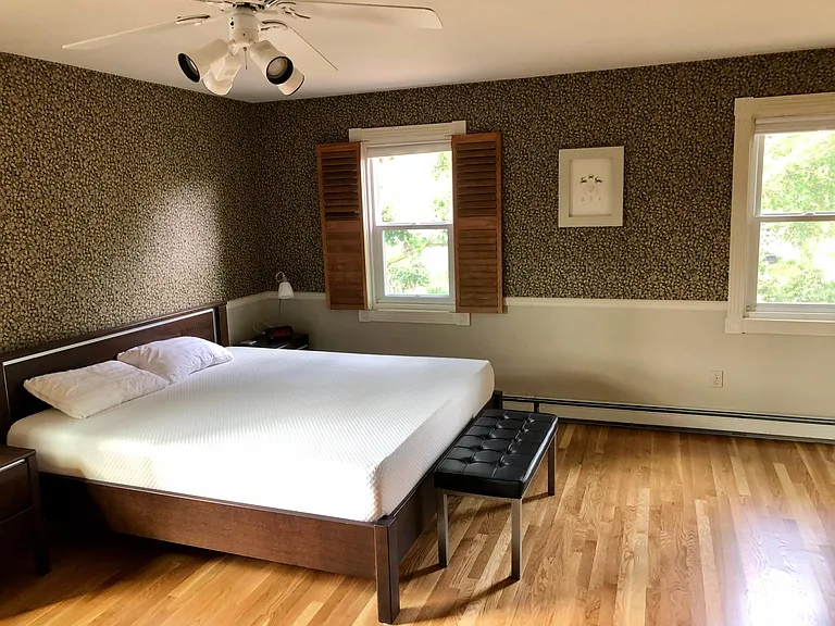 23 Hammond St — Photo 3