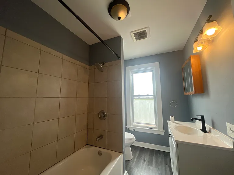 147 Winchester Ave — Photo 9