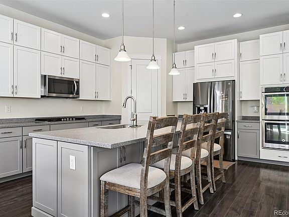 5th image of 15878 Clayton Street