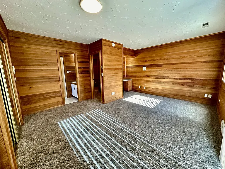 1204 N Brooklane St — Photo 24