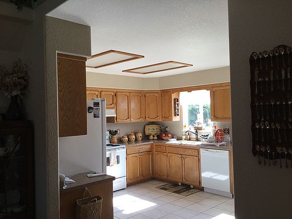 4th image of 207 Applewood Dr