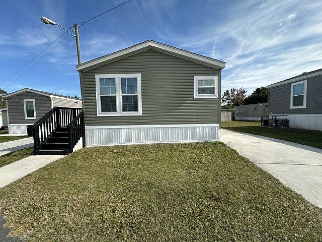 1st image of 1581 Semon Dr #11