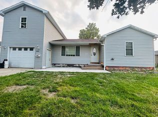 605 N Davis St, Bloomfield, IA 52537