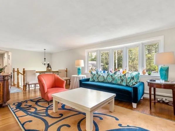 88 Rosemary Rd, Dedham, MA 02026