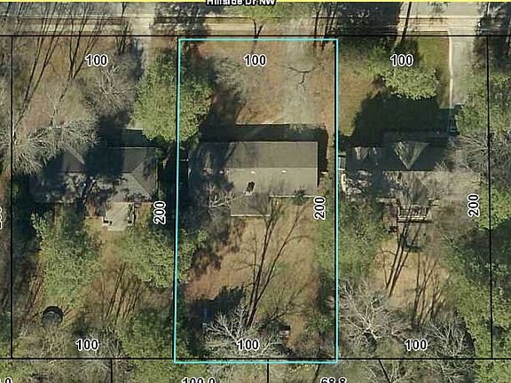 100' x 200' lot