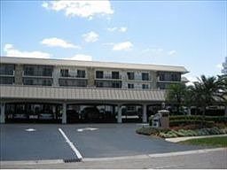 1st image of 3200 Gulf Shore Blvd N