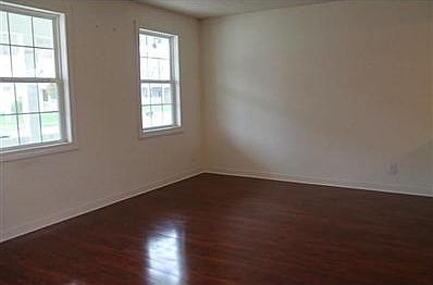 5th image of 9548 Treyburn Green Way