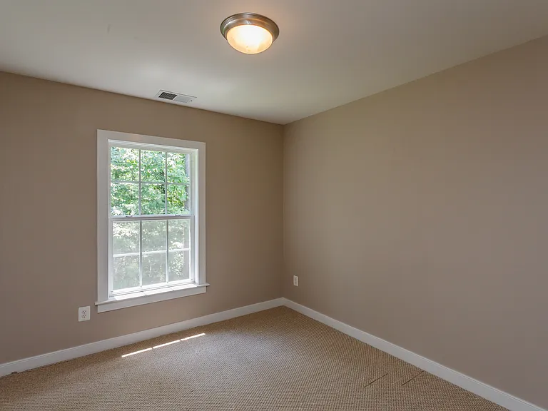 154 Brookwood Dr — Photo 21