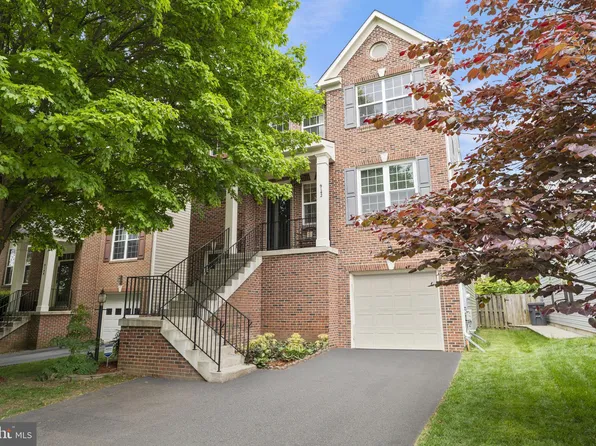 9142 Mineola Ct, Manassas, VA 20111