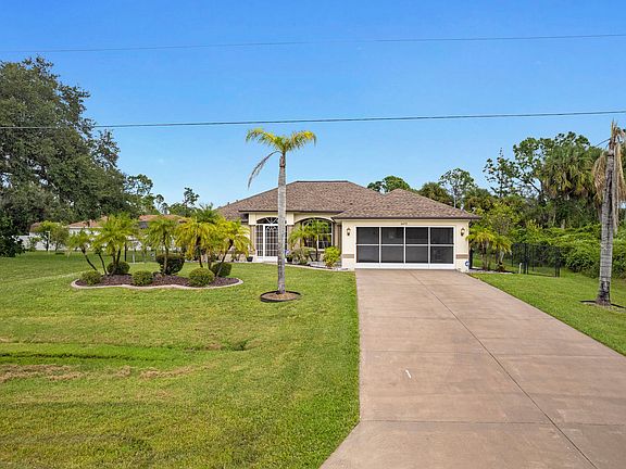 2nd image of 6472 Skyview Dr