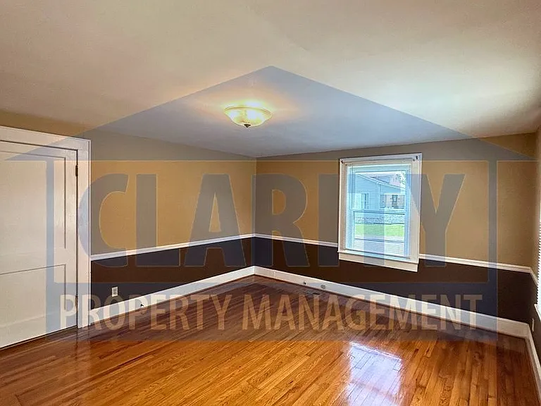 883 Harle Ave NW — Photo 7