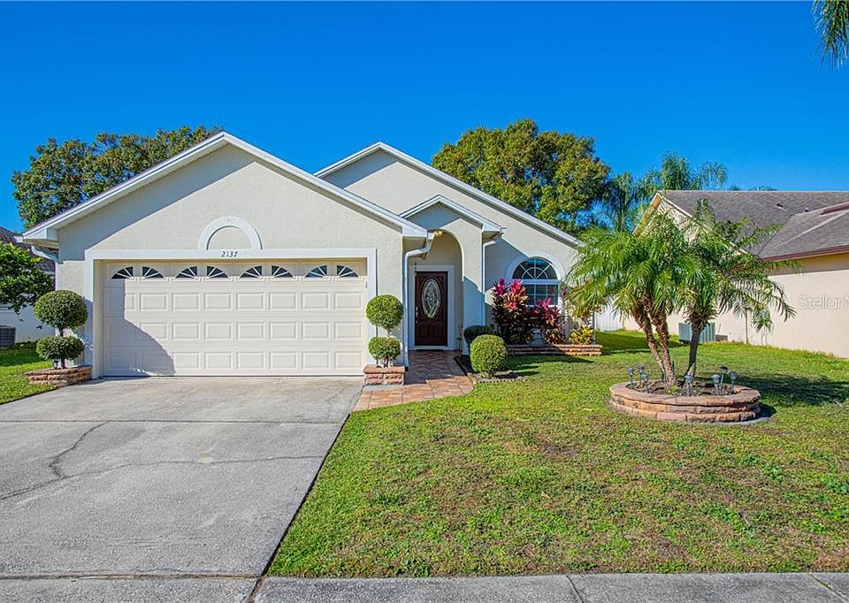 1st image of 2137 Ipsden Dr