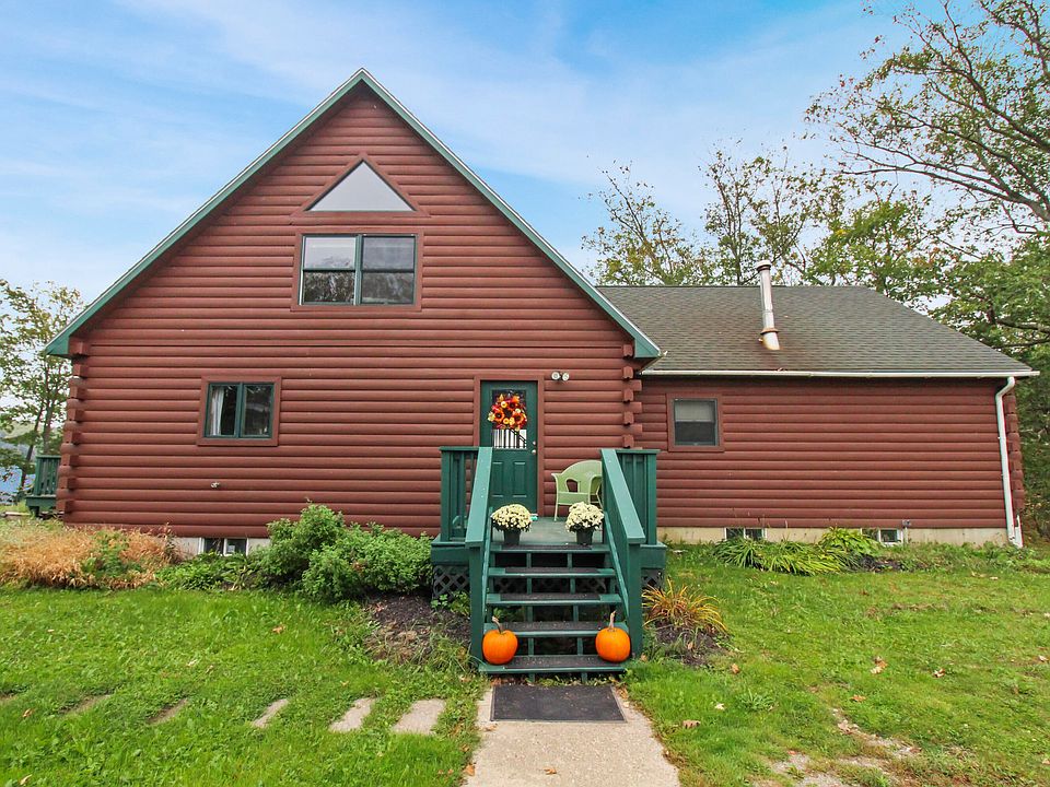 1051/1053 N Main Street, Winterport, ME 04496 Zillow