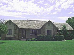 901 Lisa Ln, Mulvane, KS 67110