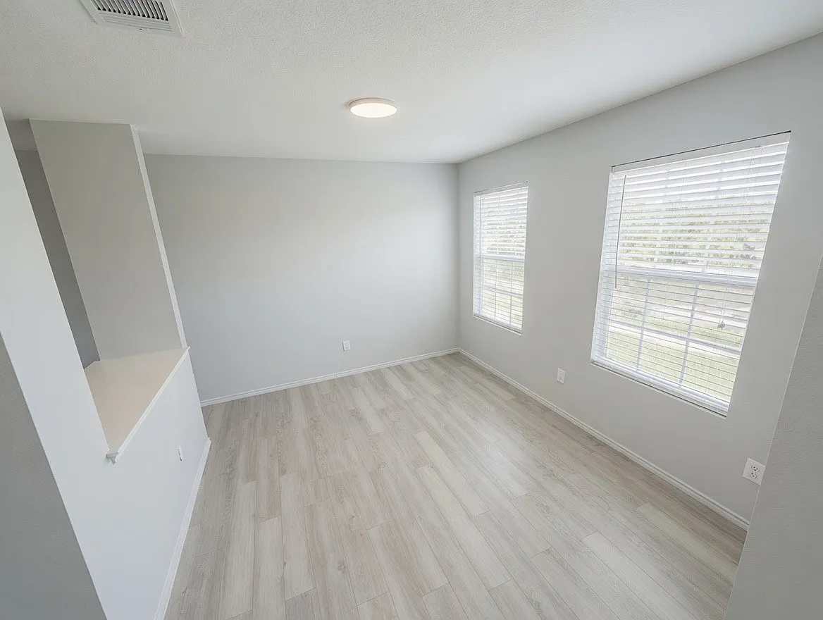 Building Photo - 8440 Shallow Creek Dr