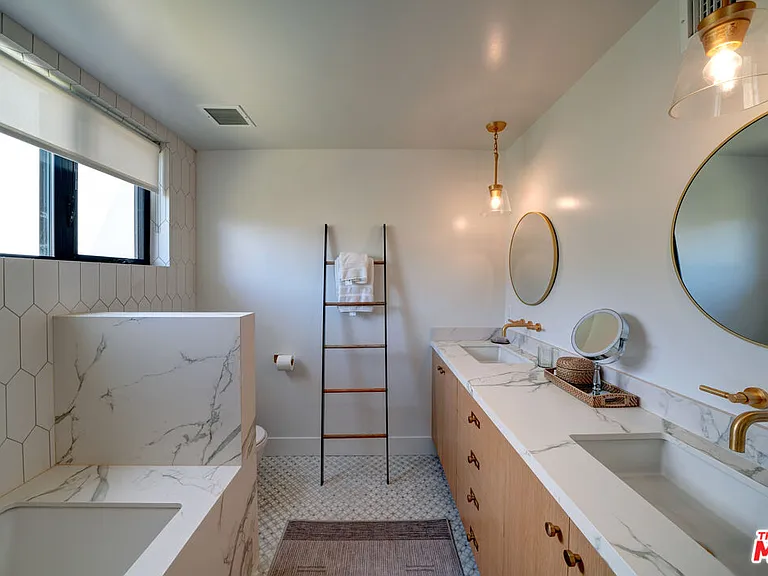 6208 Tapia Dr #B — Photo 9