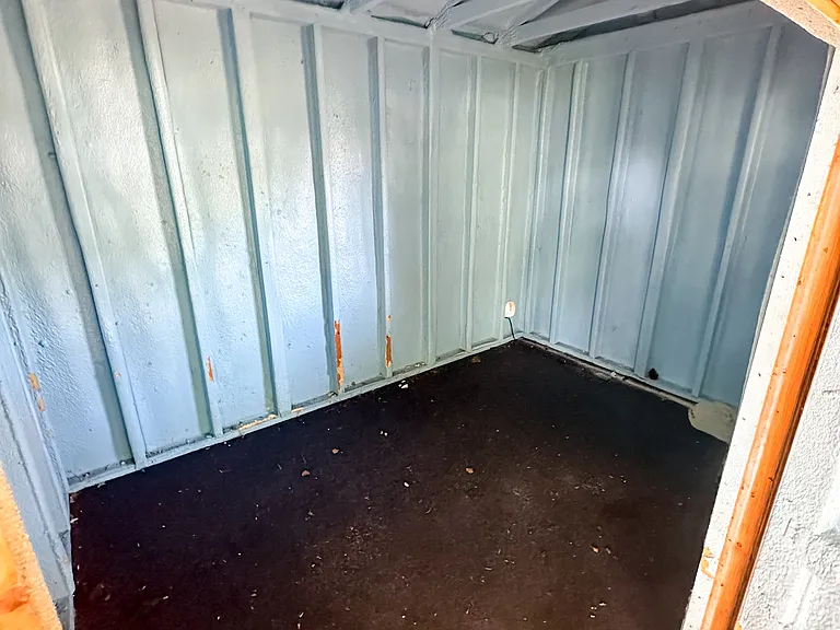 208 Bagin St — Photo 10