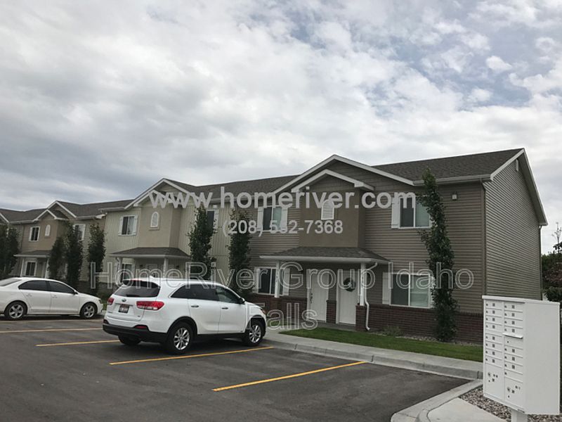 1st image of 3357 Blaze Dr