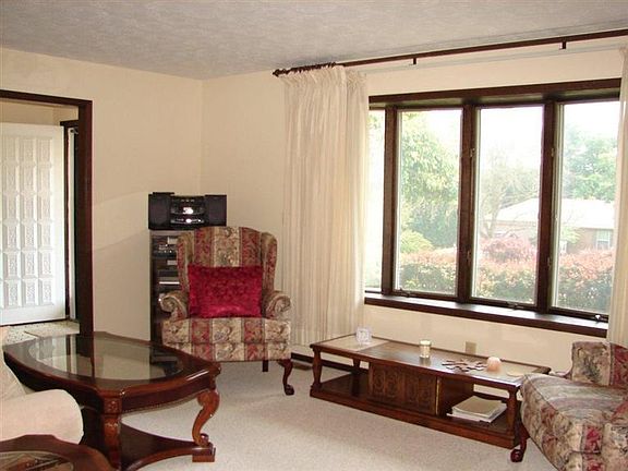5th image of 6869 Sycamore Creek Ct