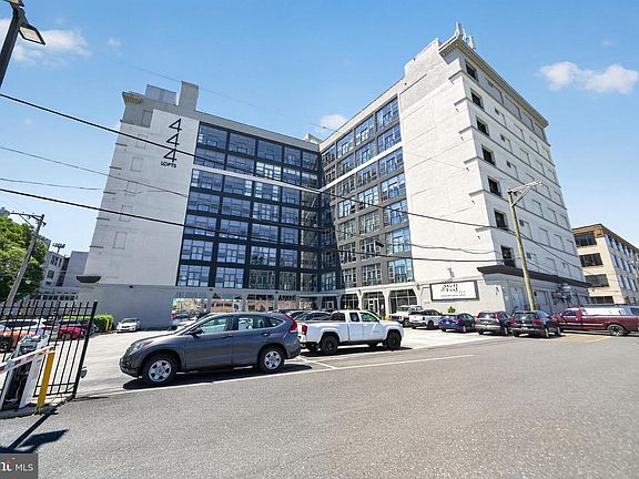 4th image of 444 N 4th St #202
