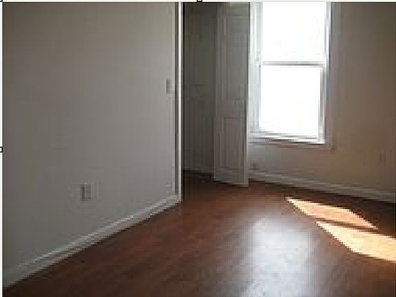 5th image of 266 Spring St #2
