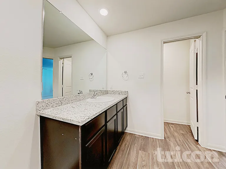 732 Shoal Crk — Photo 20