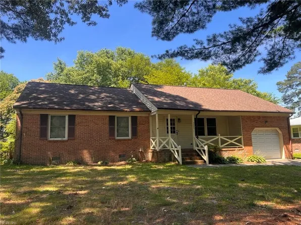 5625 Canterbury Ln, Suffolk, VA 23435