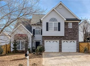 112 Northtowne Dr, Woodstock, GA 30188