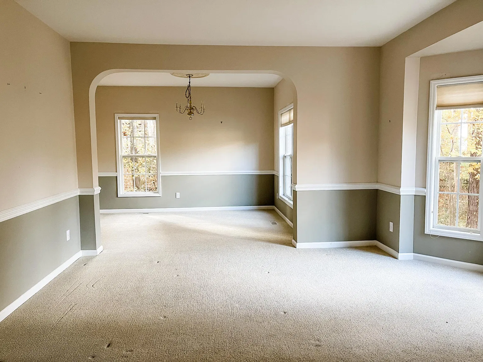 4 bed, 2.5 bath, 2681 sqft, $2,795 — Photo 4