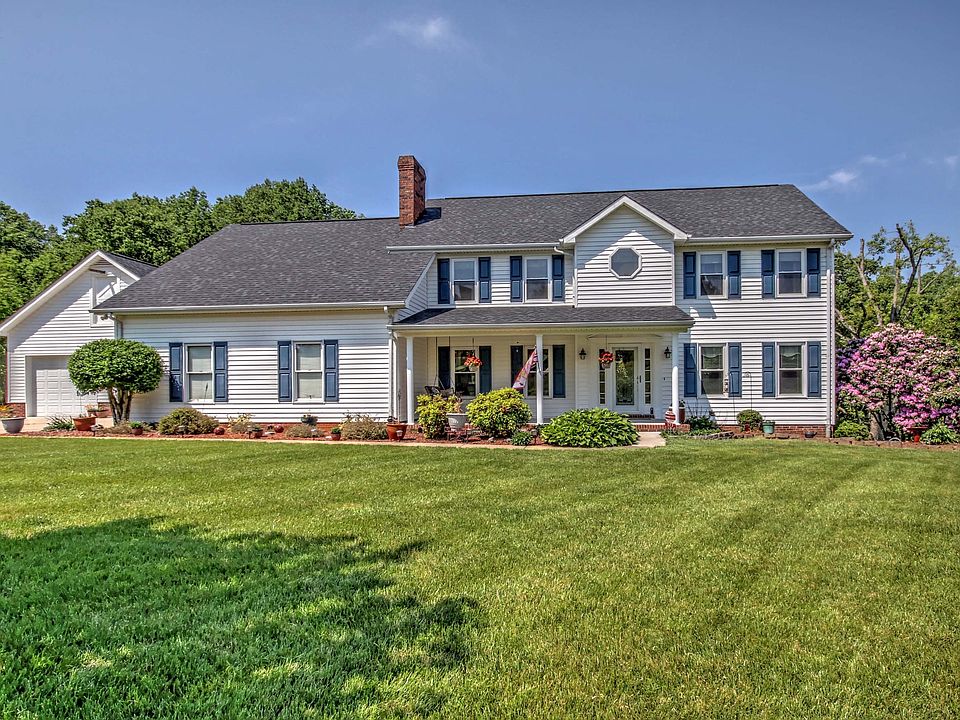 1st image of 173 Baymount Dr