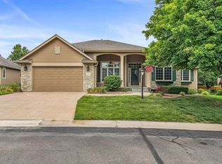 2753 SW Blue Stem Dr, Topeka, KS 66614