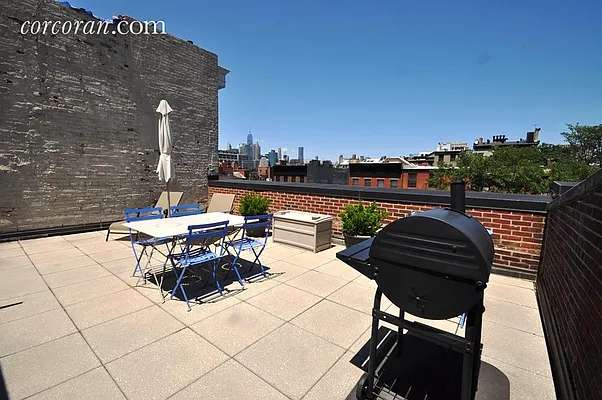 Rented by Corcoran | media 27
