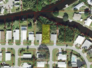 236 Riverwood Rd, Naples, FL 34114